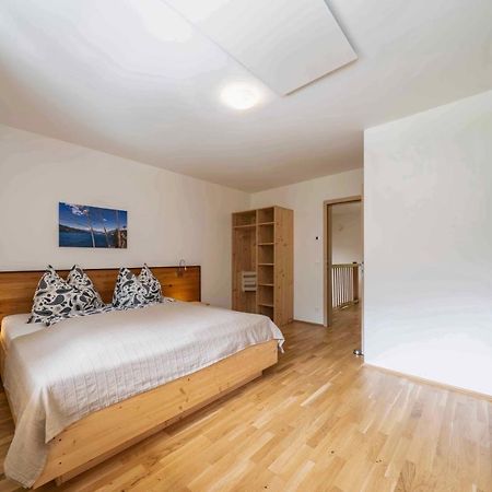 1Schoenes Ferienhaus Im Sonnigen Kaernten Döbriach Exteriér fotografie
